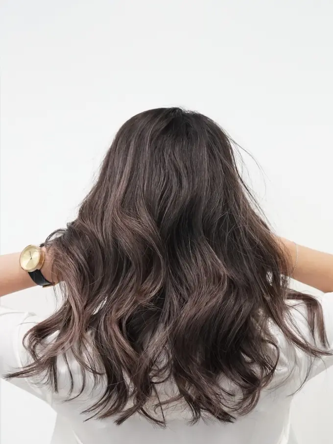 Perpaduan Cutting 3D yang Bikin Warna Rambut Balayage Jadi Lebih Hidup