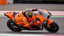 Pebalap debutan MotoGP yang bergabung tim Tech3 KTM Factory Racing ini merupakan anak dari juara dunia GP500 1987, Wayne Gardner. Remy Gardner sukses menyabet gelar juara dunia Moto2 2021 dengan catatan naik 12 podium, dengan 5 kemenangan utama.