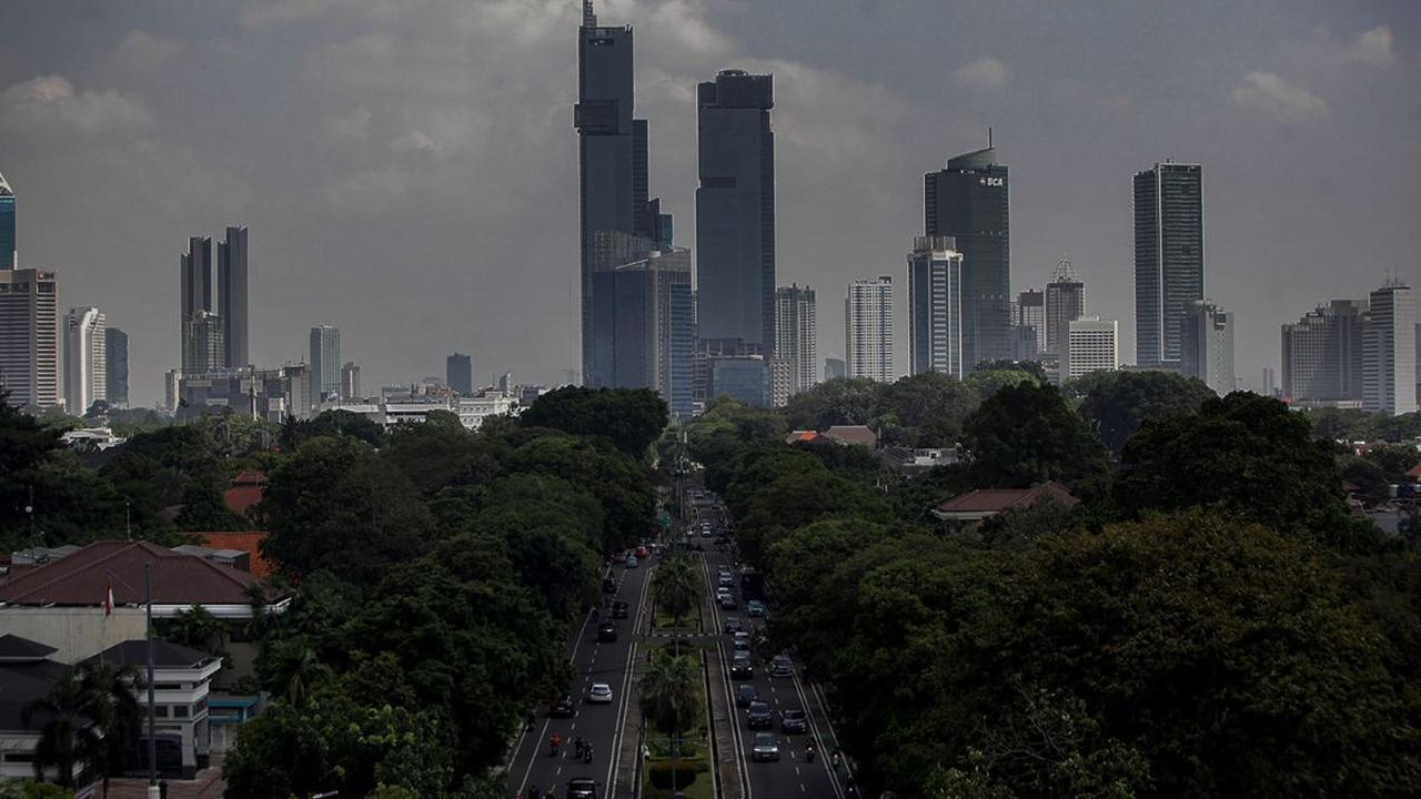 Kualitas udara dipengaruhi oleh sumber emisi faktor meteorologi. Seperti curah hujan, kecepatan dan arah angin, dan kelembapan udara.