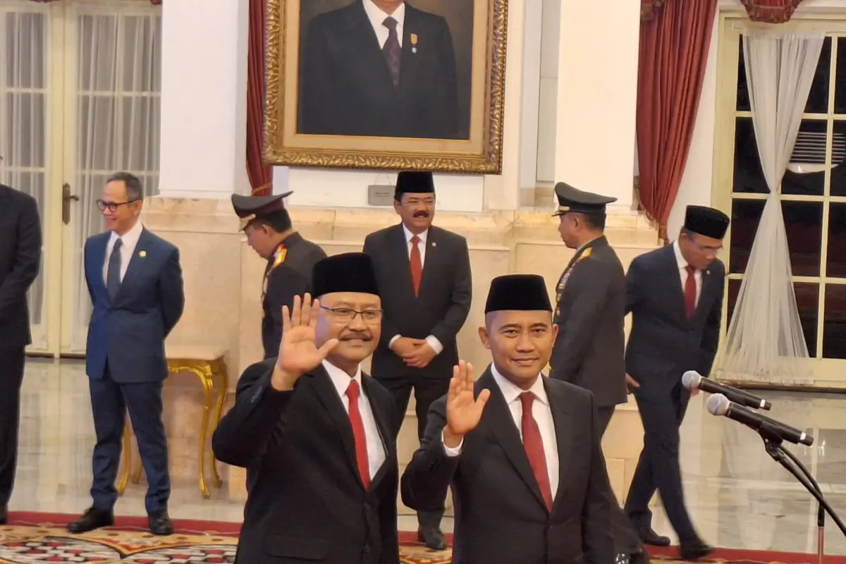 Presiden Joko Widodo melantik Irjen Pol Eddy Hartono sebagai Kepala Badan Nasional Penanggulangan Terorisme (BNPT) menggantikan Rycko Amelza Dahniel. (Liputan6.com/Lizsa Egeham)