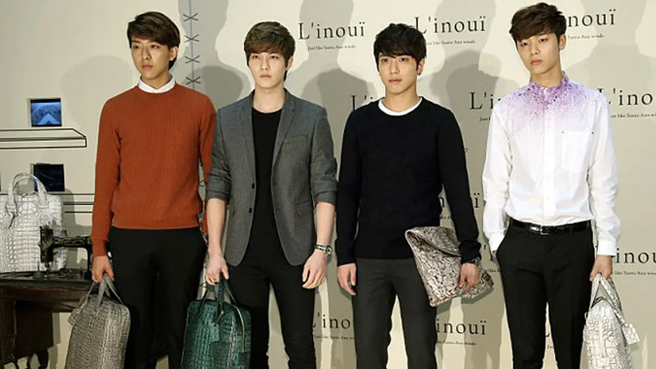 cnblue-131113b.jpg