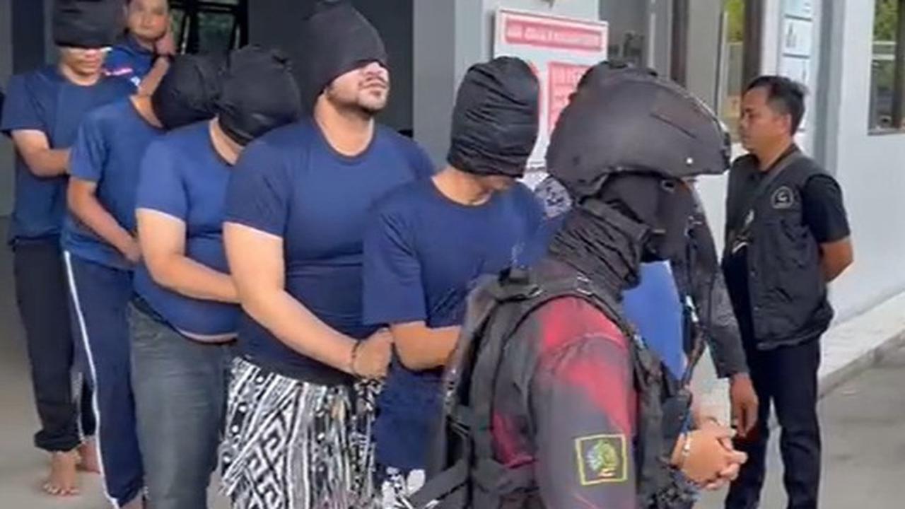 Potret Ammar Zoni Dipindah ke Lapas Nusakambangan
