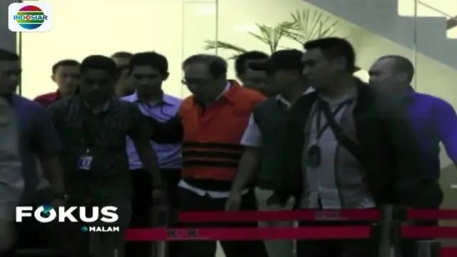 KPK Resmi Tahan Tersangka Kasus Korupsi E-KTP Made Oka Masagung
