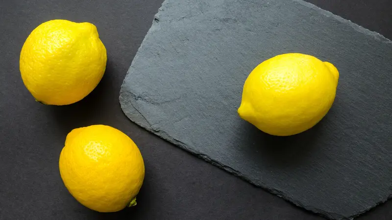 ilustrasi buah lemon untuk detoksifikasi/pexels