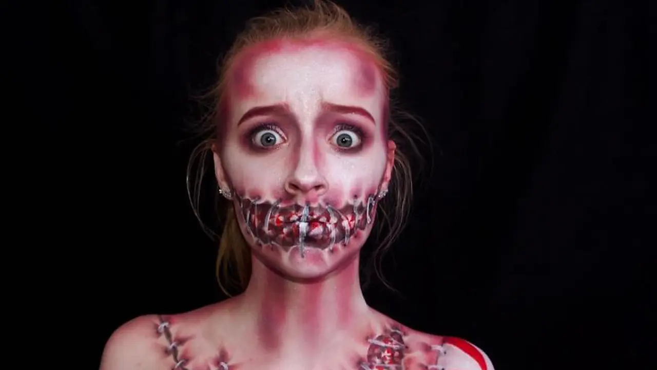 Masih Remaja, Muka Cewek Ini Bisa Berubah Jadi 10 Rupa Monster!