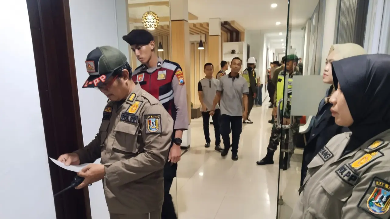 Pasangan Mesum