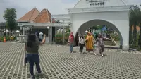 Obelix Village yang berlokasi di Jalan Kenangan Padukuhan Krandon Pandowoharjo Kabupaten Sleman Daerah Istimewa Yogyakarta (DIY).