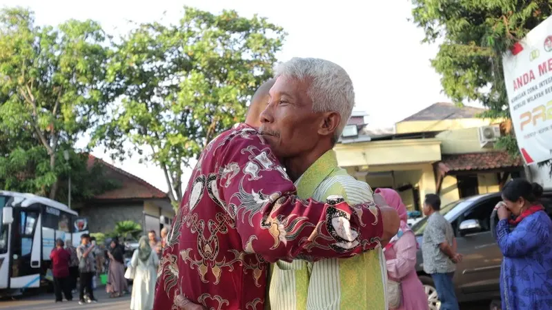 Galih Halba Devano Nugroho (20) anak pekerja harian di Pemalang lolos seleksi penerimaan Bintara Polri 2023. (Foto: Liputan6.com/Polres Pemalang)