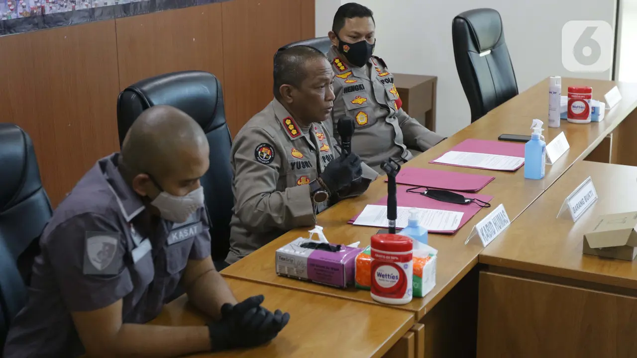 FOTO: Ini Barang Bukti Penangkapan Nia Ramadhani dan Ardi Bakrie
