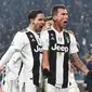 Striker Juventus Mario Mandzukic mreayakan golnya ke gawang Inter Milan dalam lanjutan Liga Italia di Allianz Stadium, Sabtu (8/12/2018) dini hari WIB. Juventus menang 1-0. (Andrea Di Marco/ANSA via AP)