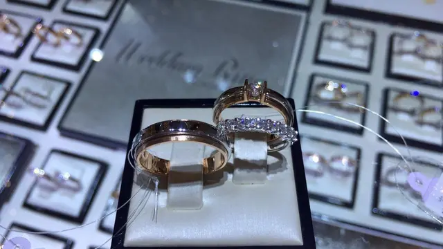 Miss Mondial Wedding Ring