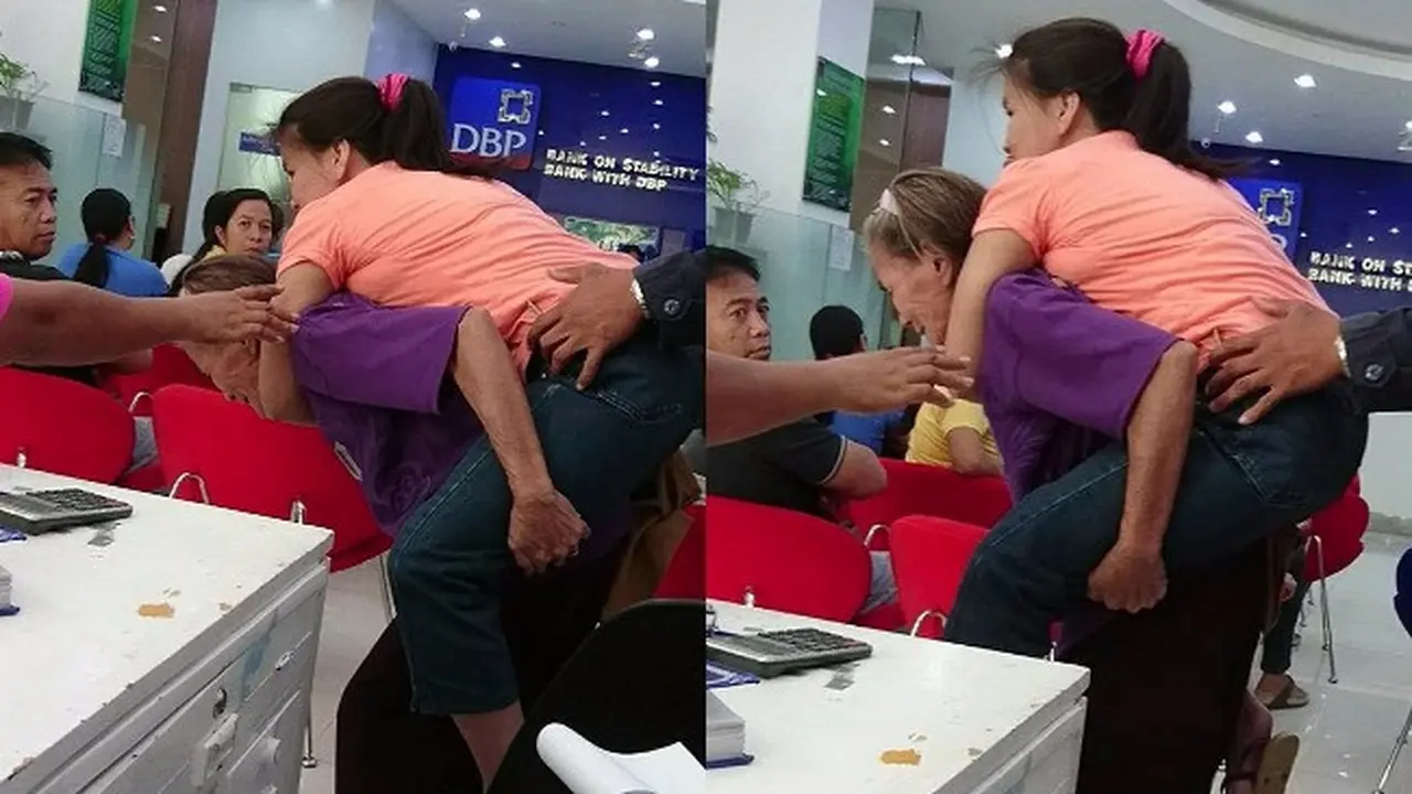 Gendong Anaknya di Depan Umum, Kisah Lansia Ini Menguras Air Mata