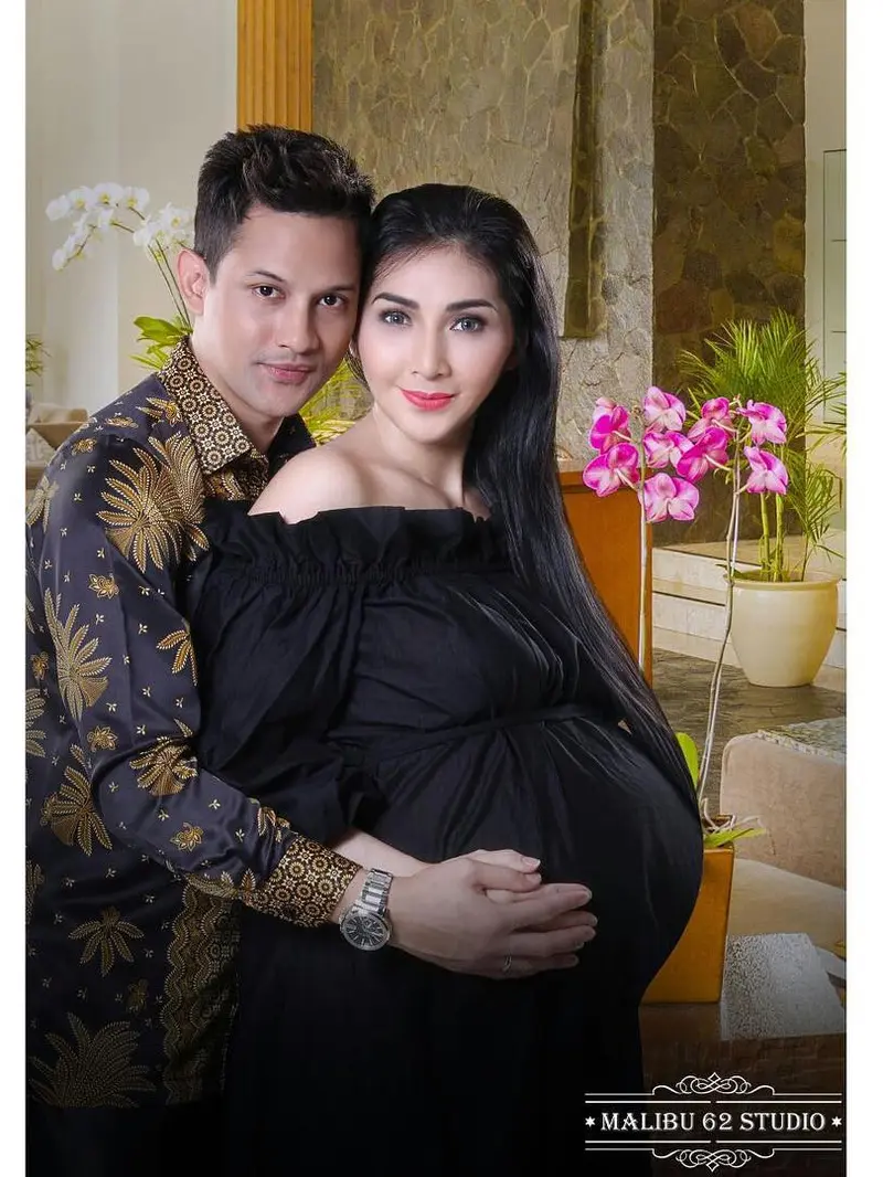 [Bintang] Lucky Perdana dan Veronica