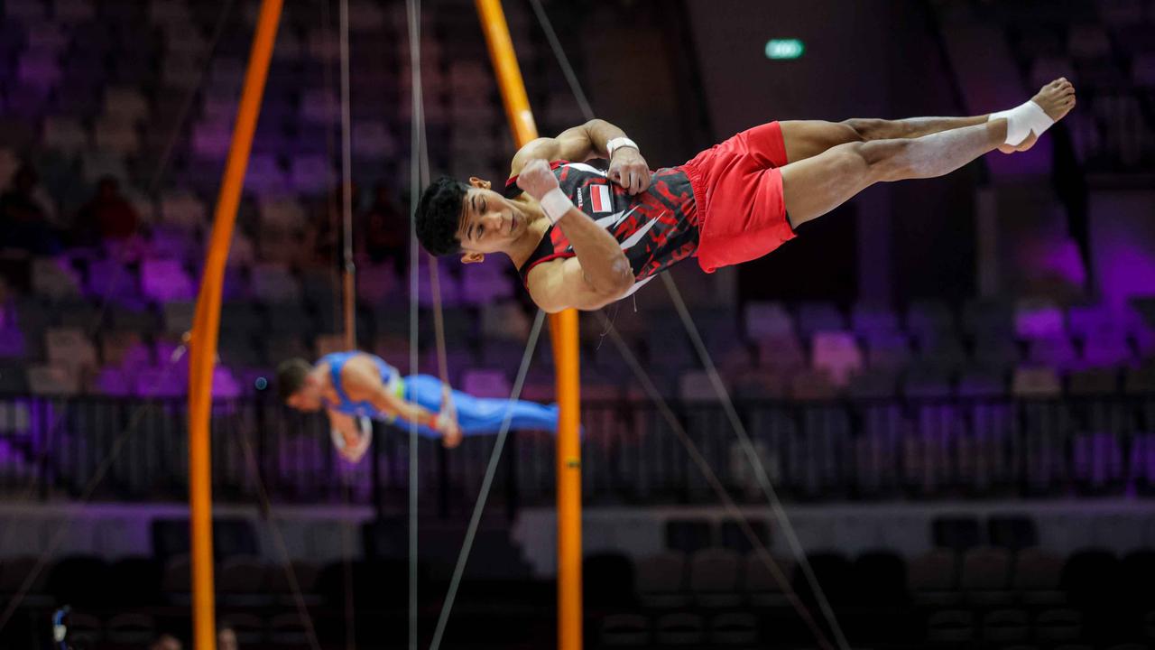 FOTO: Aksi Tim Senam Putra Indonesia di  Kejuaraan Dunia Gimnastik 2025