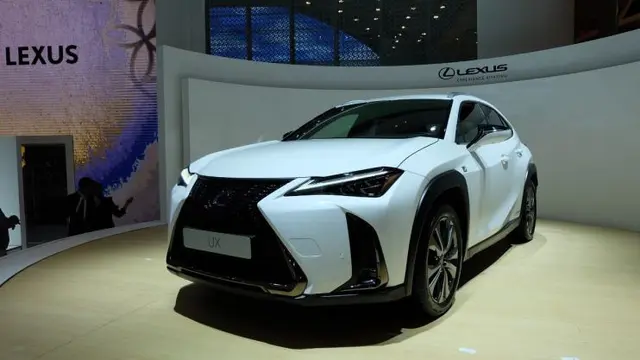 Lexus UX