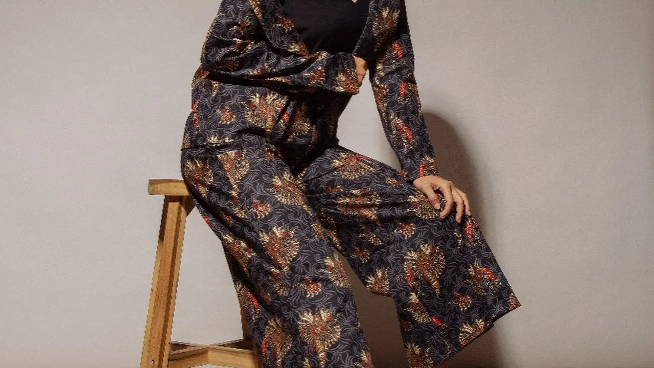 Koleksi batik dari Luna Habit