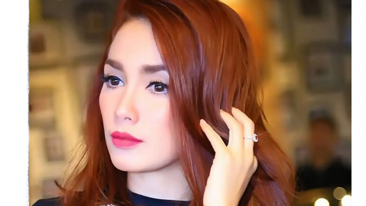 Ussy Sulistiawaty