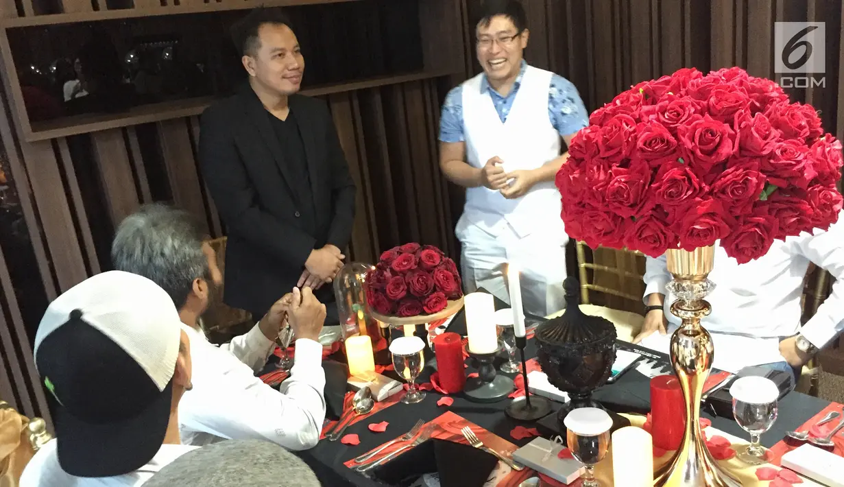 Aktris Angel Lelga saat mengikuti rangkaian acara 'Bridal Shower' di Jakarta, Kamis (25/1). Acara tersebut digelar sebelum menyambut resepsi pernikahan mereka pada Februari 2018. (Liputan6.com/Immanuel Antonius)