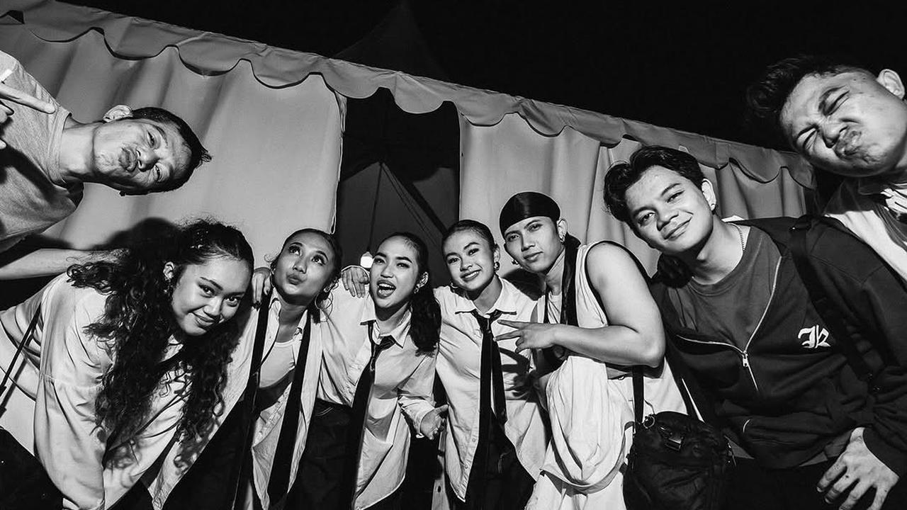 6 Potret Nayyara Anak Tora Sudiro Jadi Dancer Agnez Mo, Begini Aksinya saat Manggung