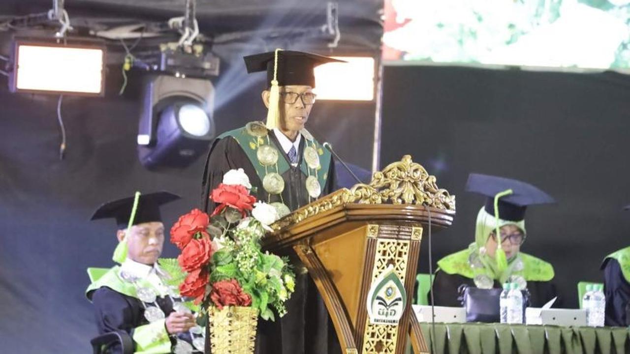 Trivia: Menag Nasaruddin Umar Pernah Dicium Paus Fransiskus, UIN Palu Suarakan Layak Nobel Perdamaian Internasional