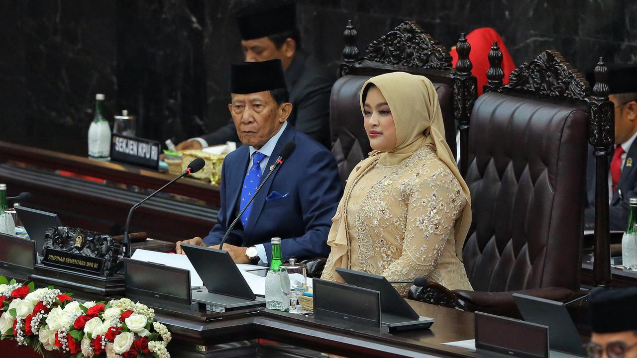 Mengenal Anggota DPR Tertua dan Termuda, Ini Profil hingga Harta Kekayaannya