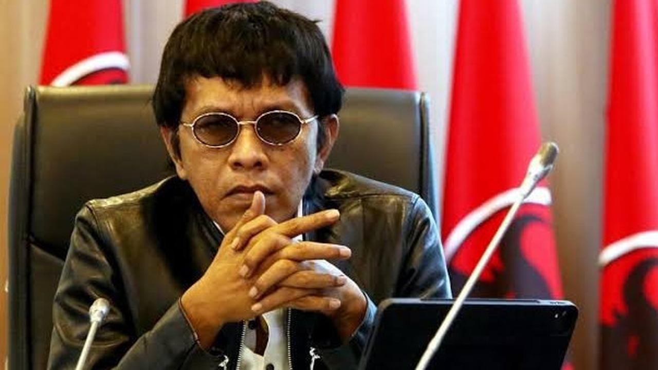 VIDEO: Adian PDIP Keras Depan Menteri Prabowo "Negara Produksi Penjahat!"