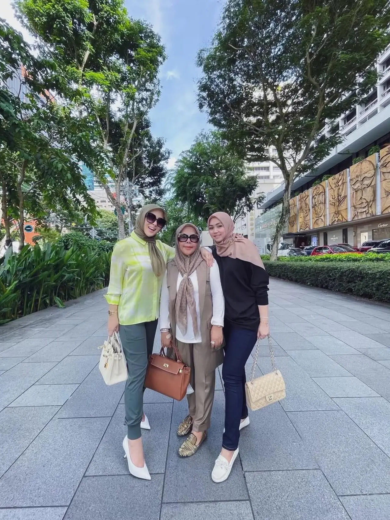 Inspirasi Fashion Lala Nurlela Calon Istri Nassar yang Juga Kakak Ipar ...