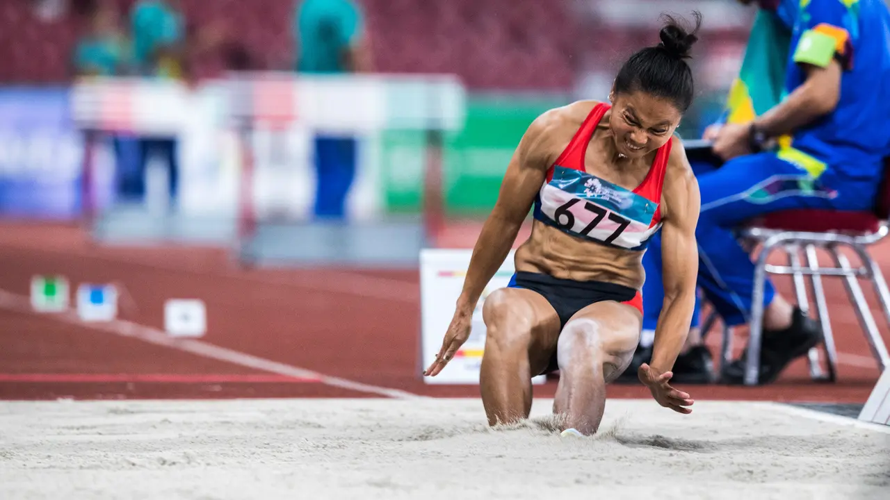 Atlet Lompat Jauh Putri