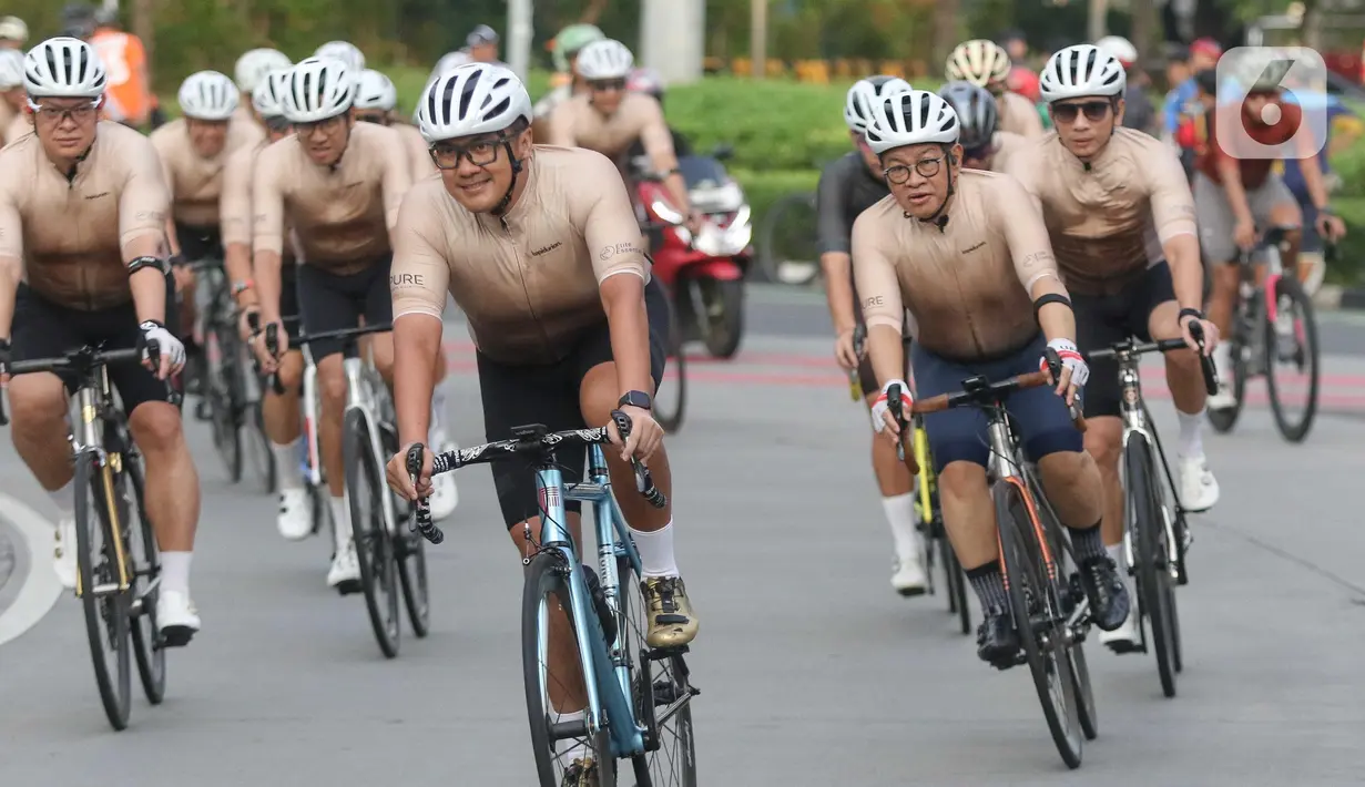 Rute dimulai dari Balai Kota Jakarta - Bundaran Patung Kuda - Bundaran Hotel Indonesia - Simpang Susun Semanggi - Bundaran Senayan - Simpang Susun Semanggi - Bundaran Hotel Indonesia (berputar kembali ke Jalan Sudirman) - Bundaran Patung Kuda dan kembali ke Balai Kota Jakarta. (Liputan6.com/Herman Zakharia)