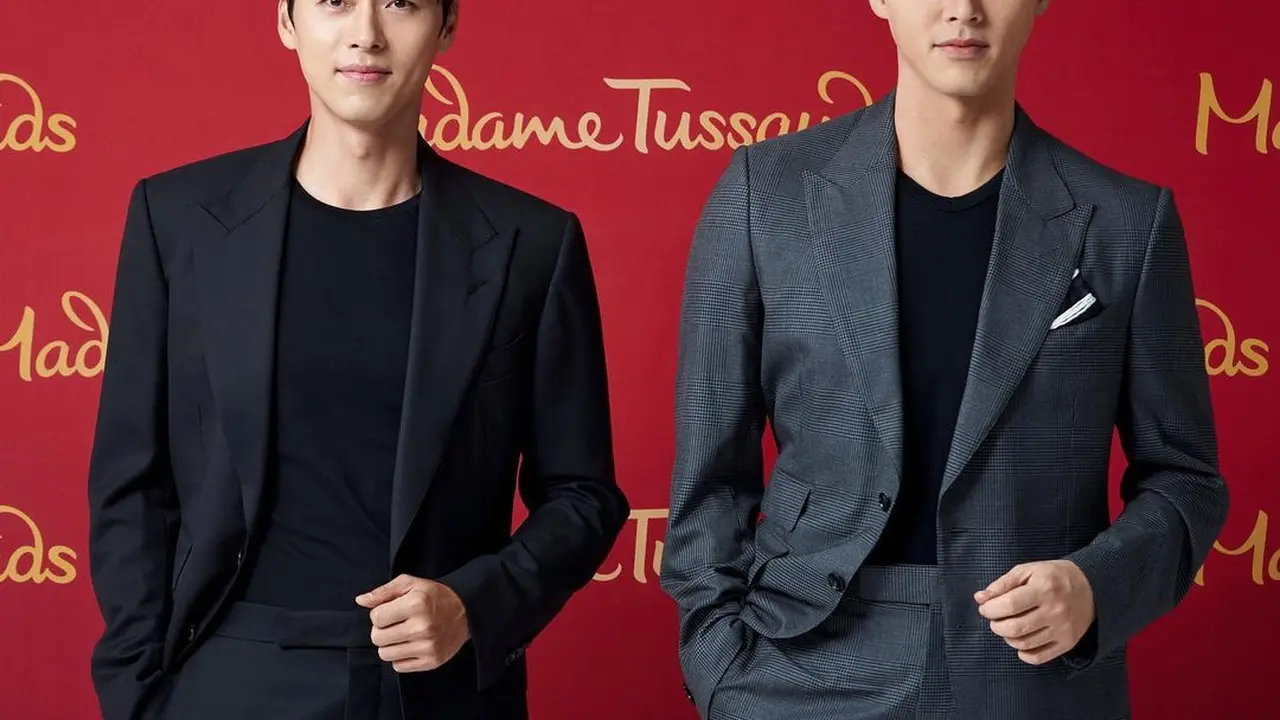 Hyun Bin dan patung lilinnya di Madame Tussauds Singapura. (Instagram/ vast.ent)