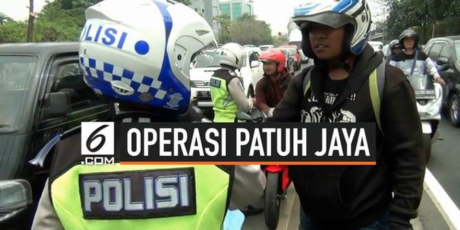 VIDEO: Razia Polisi, Petugas dan Pengendara Nyaris Berkelahi