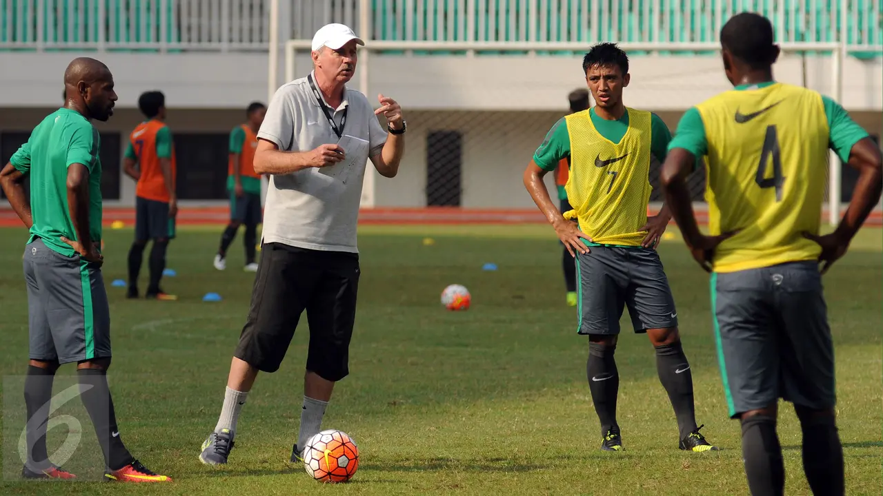 20160809-24 Pemain Jalani Latihan Seleksi Perdana Timnas Indonesia-Bogor