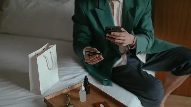 Penggunaan Kartu Kredit