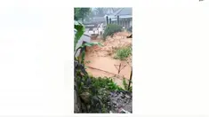 Video longsor di Kampung Adat Urug, Kabupaten Bogor, Jawa Barat pada Rabu, 1 Januari 2020.