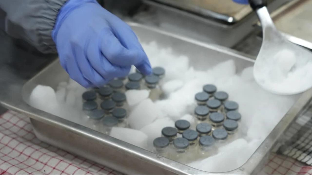 Bahan acuan isolat _Staphylococcus aureus_ diproduksi Produsen Bahan Acuan (PBA) BBP3KP, UPT Ditjen PDSPKP yang telah terakreditasi Komite Akreditasi Nasional (KAN)