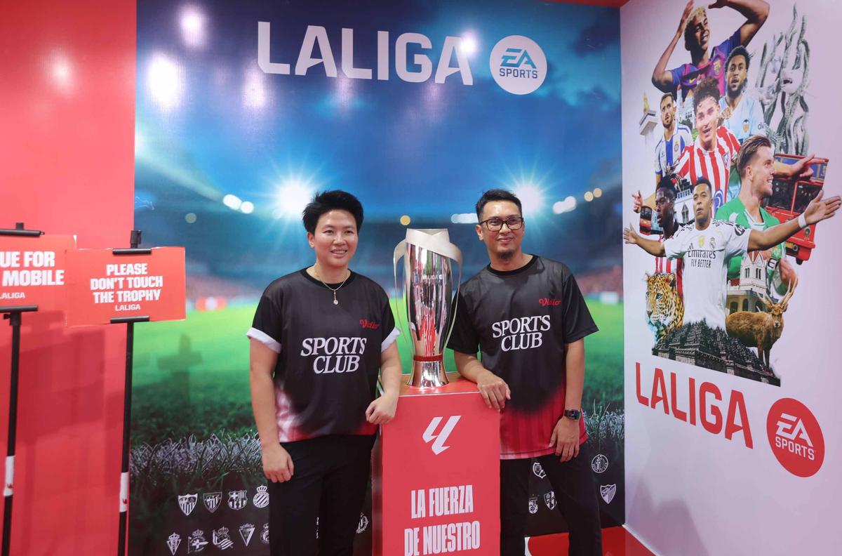 FOTO: Liliyana Natsir Main Bulu Tangkis Pakai Teflon, Bikin Heboh Vidio Sports Festival 2025