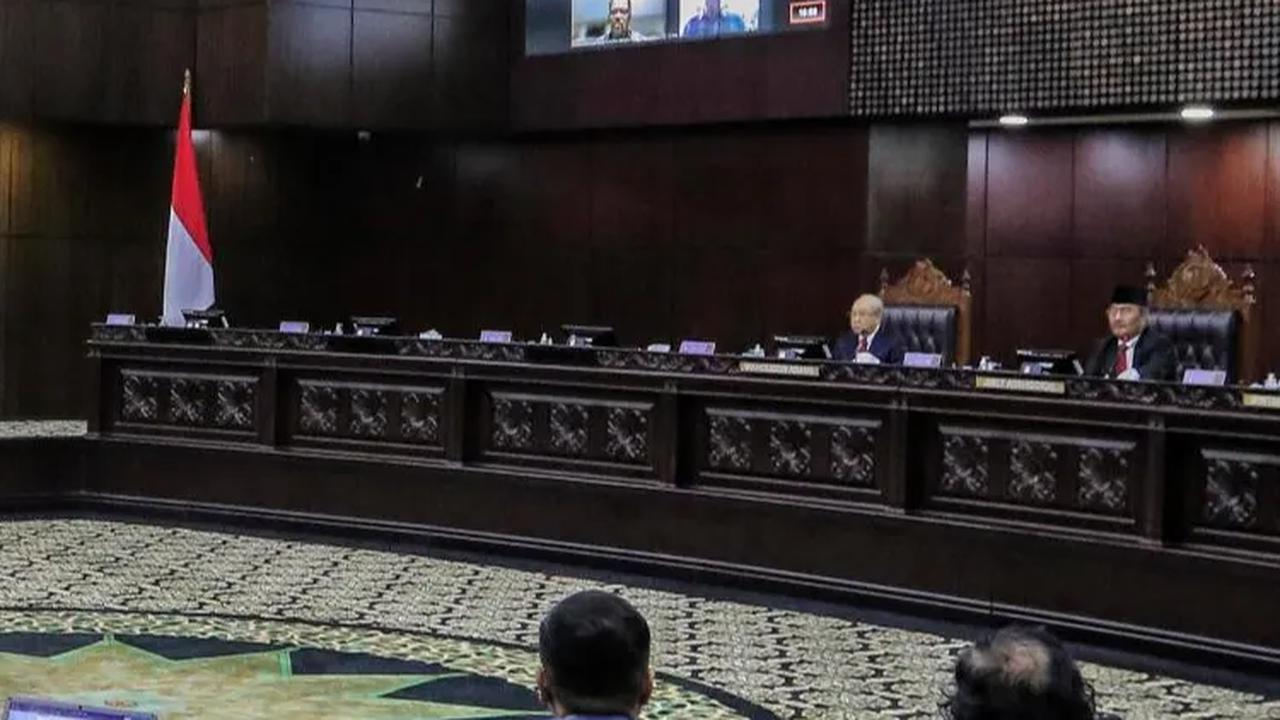 VIDEO: Sidang MKMK Putuskan 6 Hakim MK Langgar Etik, Terkuak Bukti-Bukti