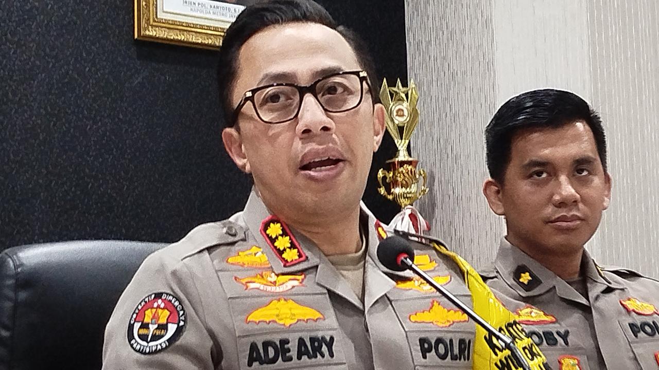 Polisi Ringkus Satu Buron Anggota GRIB Pelaku Pembarakan Mobil Polisi di Depok