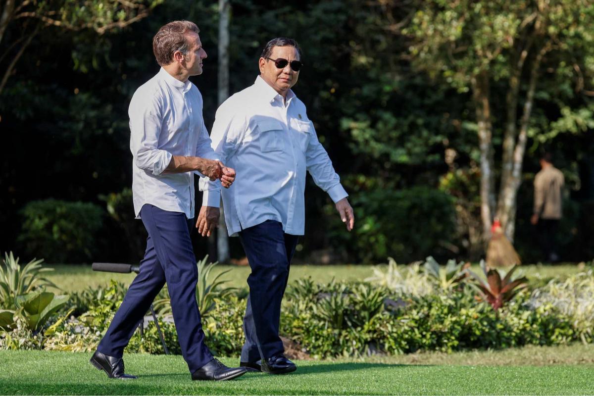 Prabowo ajak Presiden Prancis Emmanuel Macron keliling Candi Borobudur