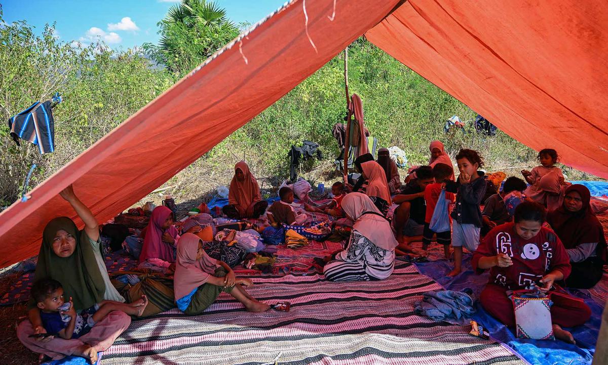 Pengungsi Gempa NTT Masih Membutuhkan Bantuan