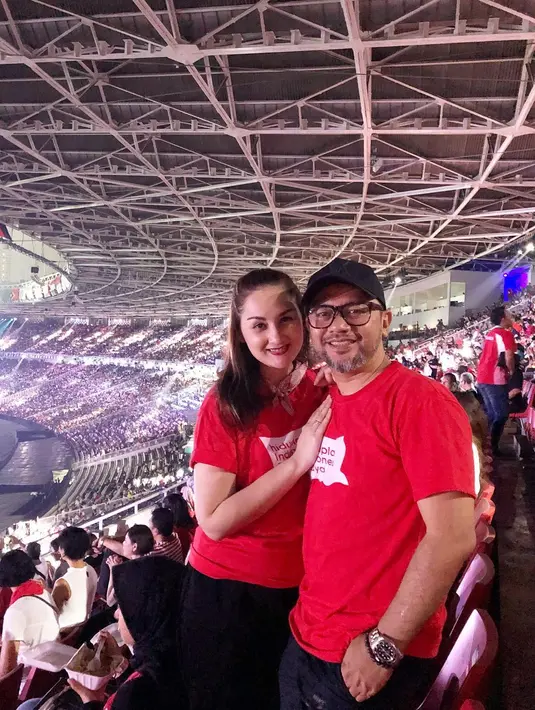 (Instagram/monaratuliu)