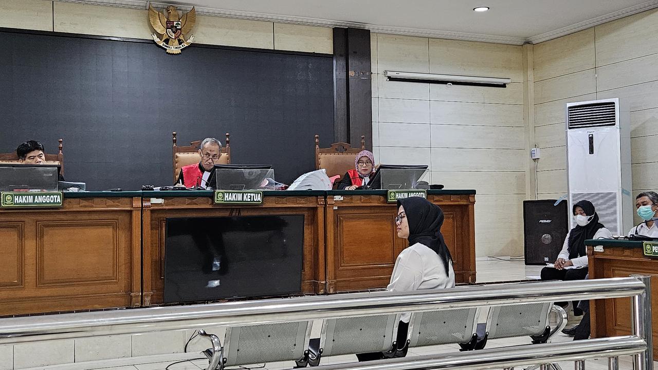 Zara Terdakwa Kasus Bully PPDS Undip Akui Pernah Marahi dr Aulia