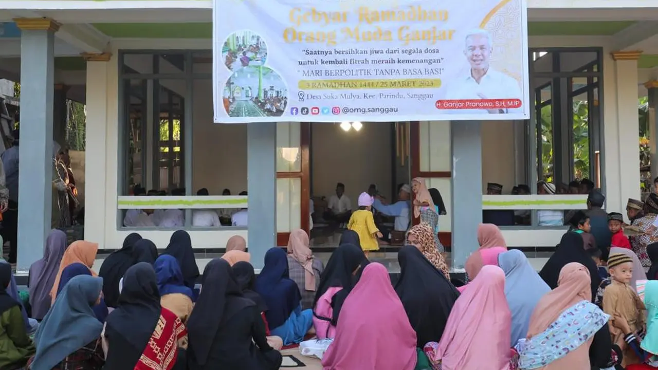 Sukarelawan Orang Muda Ganjar Kalimantan Barat (Kalbar) menggelar acara buka puasa bersama warga Sanggau pada Sabtu (25/3/2023) (Istimewa)