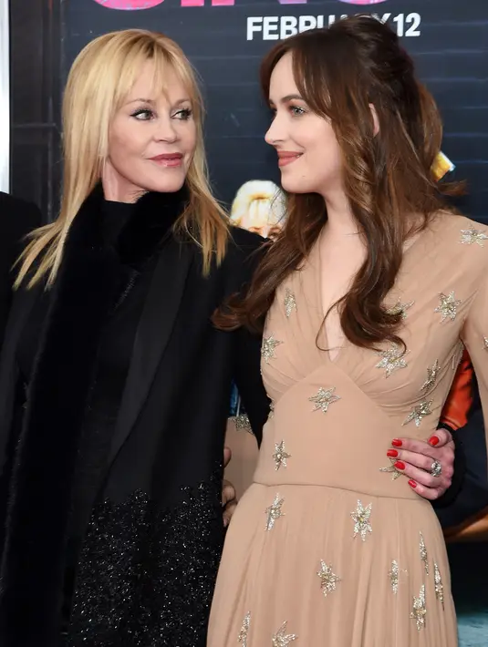 "Aku pikir itu tidak relevan. Terlebih jika usiamu sudah 60 tahun dan miliki empat anak serta punya kehidupan yang kamu inginkan," ujar Melanie. (JAMIE MCCARTHY / GETTY IMAGES NORTH AMERICA / AFP)