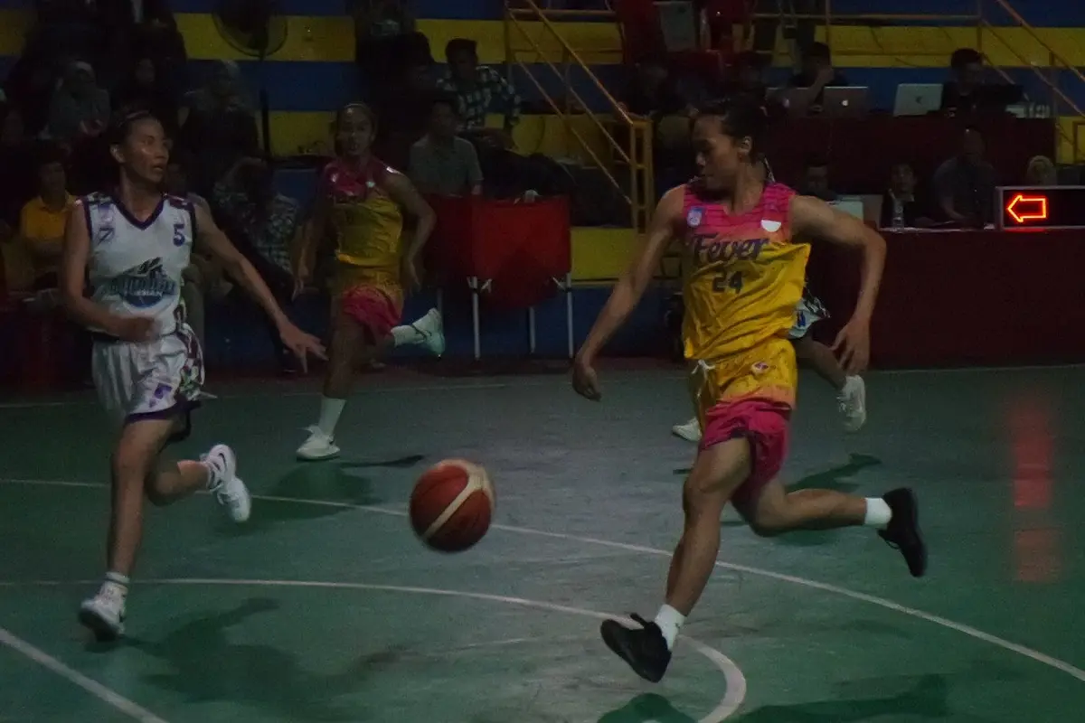Surabaya Fever Vs Tanago Frisian