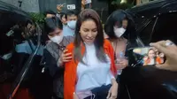 Nikita Mirzani di Polda Metro Jaya, Selasa (4/3/2025). (Dok. via M. Altaf Jauhar)