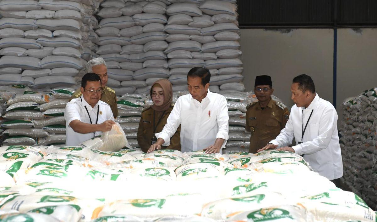 Surya pun menyebut singkong yang dihasilkan tak bisa dikonsumsi. Maka dari itu, ia menegaskan, seharusnya pemerintah menanam beras.<br>