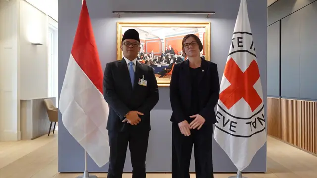 Menlu RI Sugiono melakukan pertemuan dengan Presiden ICRC Mirjana Egger di Jenewa, Swiss, pada Senin (24 Februari 2025). (Dok. Kemlu RI)