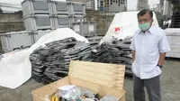 Ketua PMI Jusuf Kalla meninjau pembangunan gudang logistik tambahan di Jakarta Selatan. (Dok PMI)