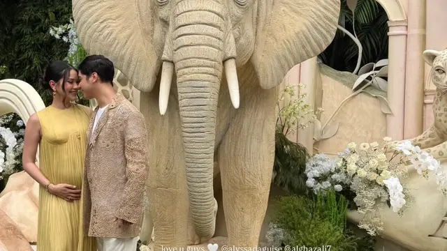Gaya Serasi Al Ghazali dan Alyssa Daguise dalam Busana Earth Tone dari Sapto Djojokartiko di Momen Gender Reveal